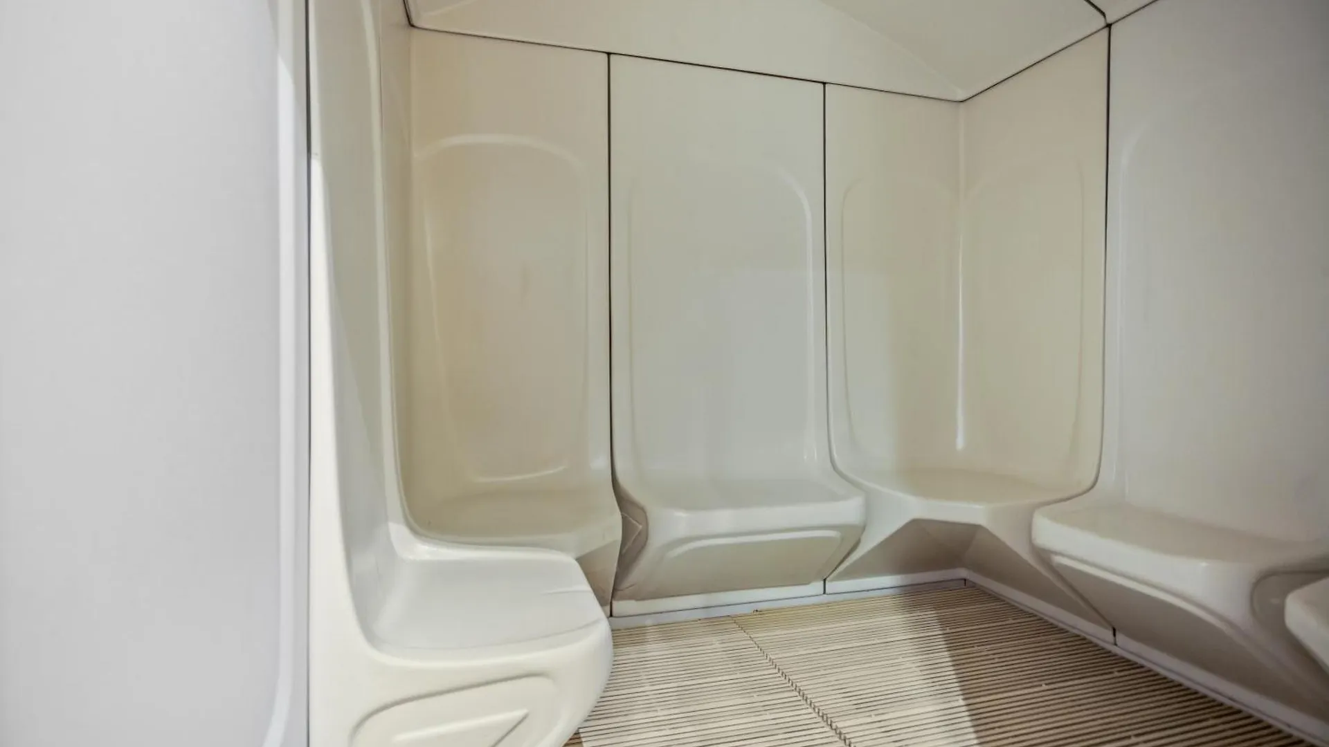 Opulence Studio In Lakeview Tower Jlt Near Metro Dubai United Arab Emirates